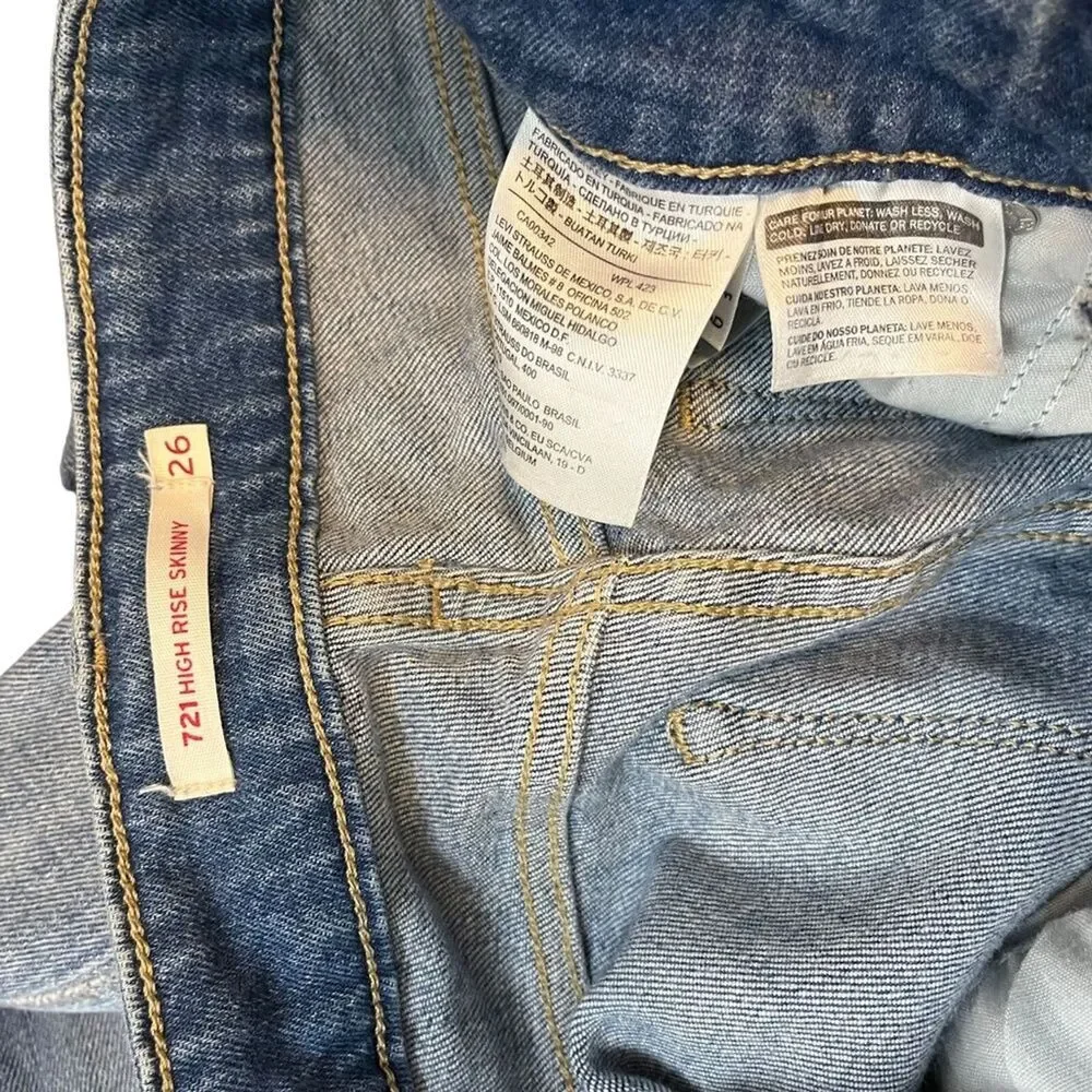 LEVI'S 721 HIGH RISE SKINNY Medium Blue Wash Distressed Red Tab Jeans sz 26 x 32